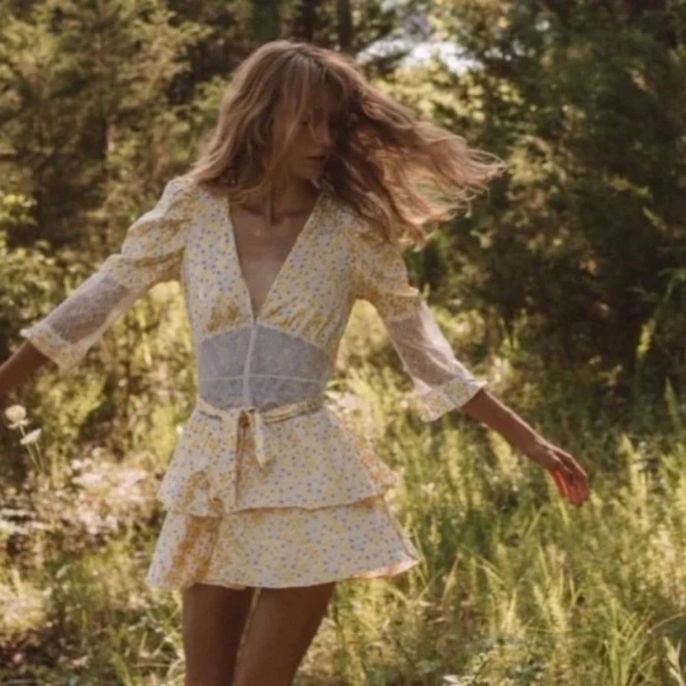 new FOR LOVE AND LEMONS daffodile lace robe dress xs s L